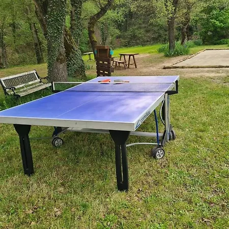 Hébergement de vacances Maison Avec Rivière, Piscine, Spa, Sauna Infrarouge,terrain Boules, Ping-pong, Volley Et Badminton *